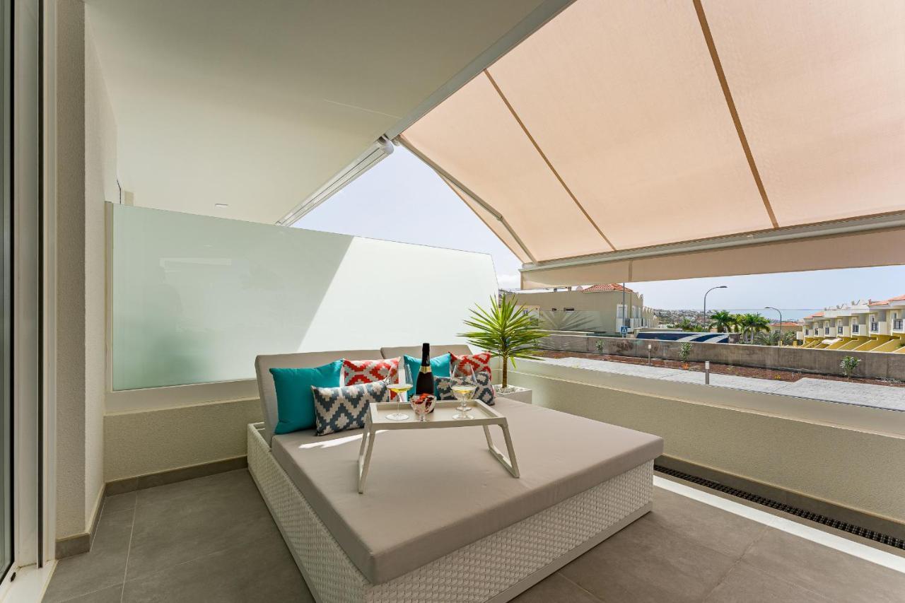 Modern New Apartment Las Terrazas De Costa Adeje. Heated Pool, Big Terrace And Private Parking エクステリア 写真