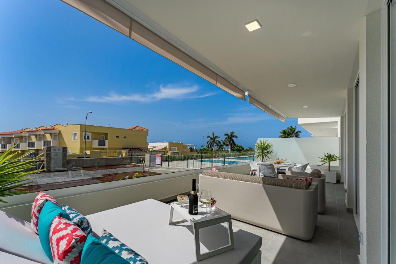 Modern New Apartment Las Terrazas De Costa Adeje. Heated Pool, Big Terrace And Private Parking エクステリア 写真