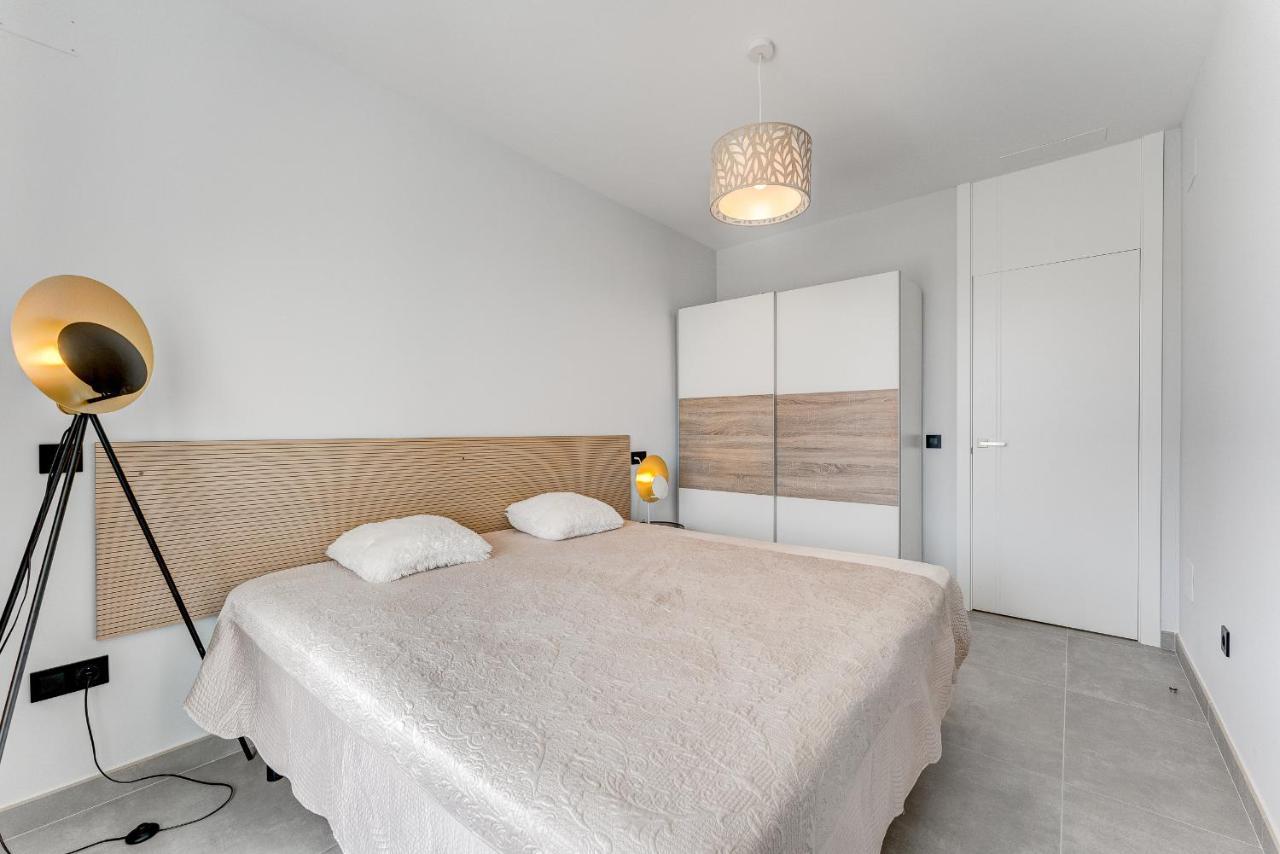 Modern New Apartment Las Terrazas De Costa Adeje. Heated Pool, Big Terrace And Private Parking エクステリア 写真