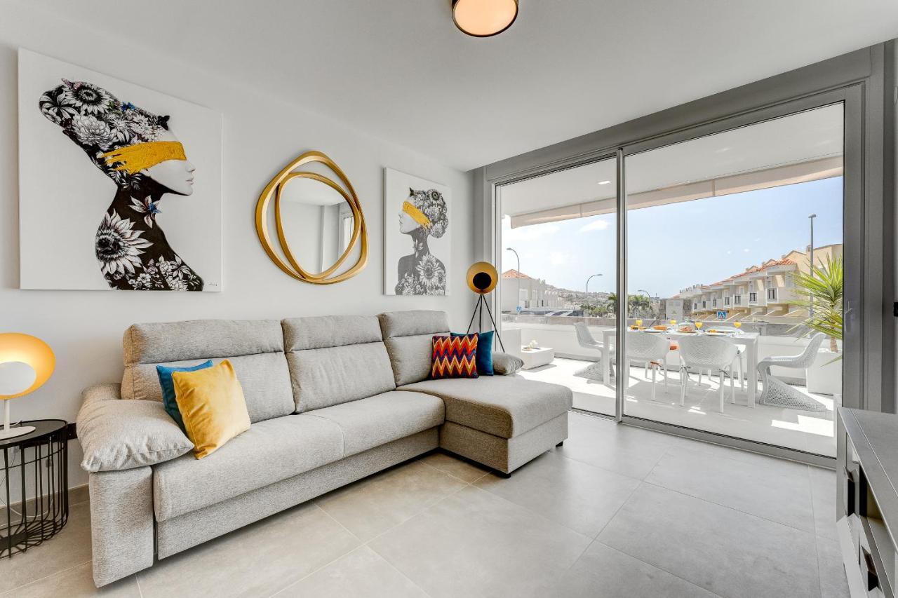 Modern New Apartment Las Terrazas De Costa Adeje. Heated Pool, Big Terrace And Private Parking エクステリア 写真