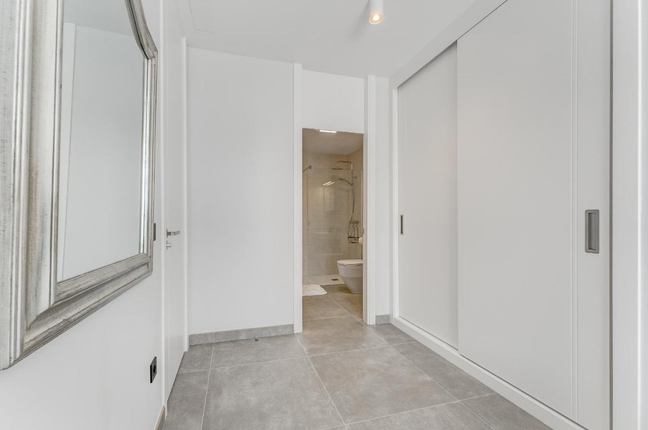 Modern New Apartment Las Terrazas De Costa Adeje. Heated Pool, Big Terrace And Private Parking エクステリア 写真